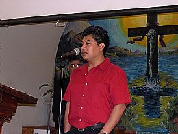 Bautizos Enero 1 del 2006: 
Hno. Mario Carlos dando testimonio