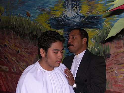 Bautizos Enero 1 del 2006: 
Hno. Mario Rivera